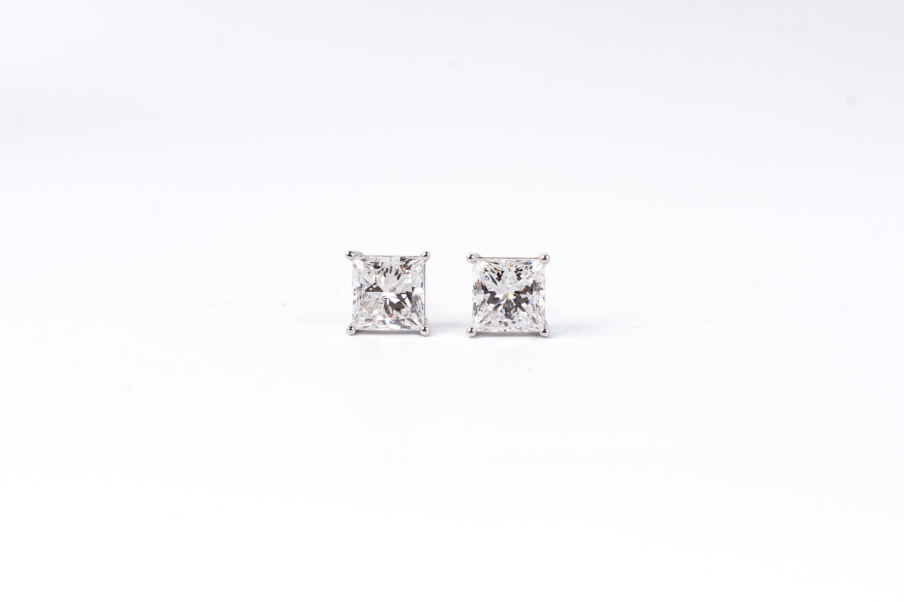 Lab-Grown Diamond Princess Cut Stud Earrings
